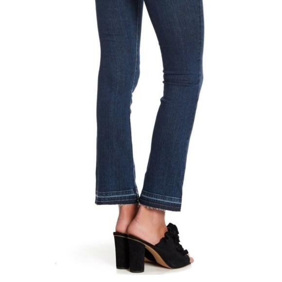 Veronica Beard Carolyn Baby Boot Jeans - Picture 11 of 11